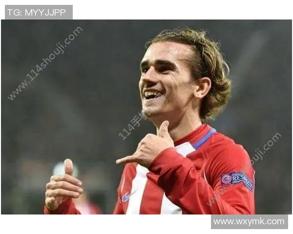 致敬足球传奇人物的精彩动画作品展现他们的荣耀与激情